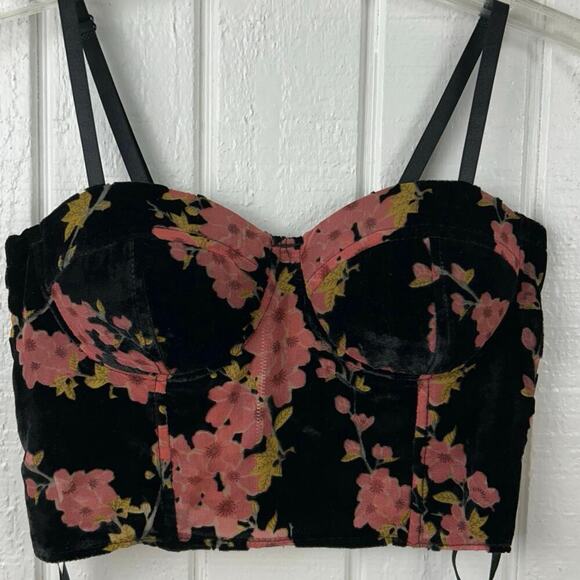 Fashion Nova Women Sleeveless Velvet Bustier Top Black Grunge Whimsigoth Small - Picture 4 of 8